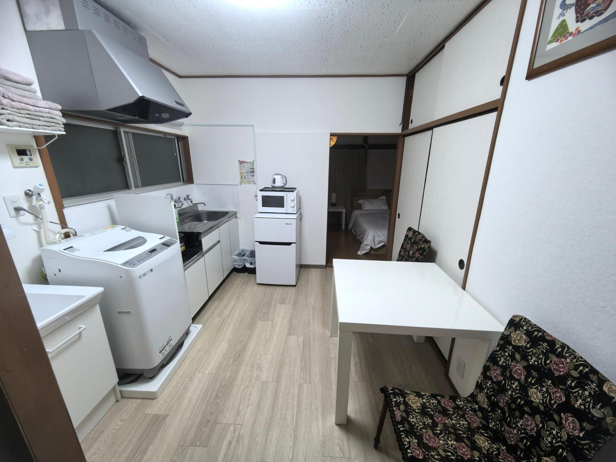 Uhome Tsubame Apartment Токио Екстериор снимка